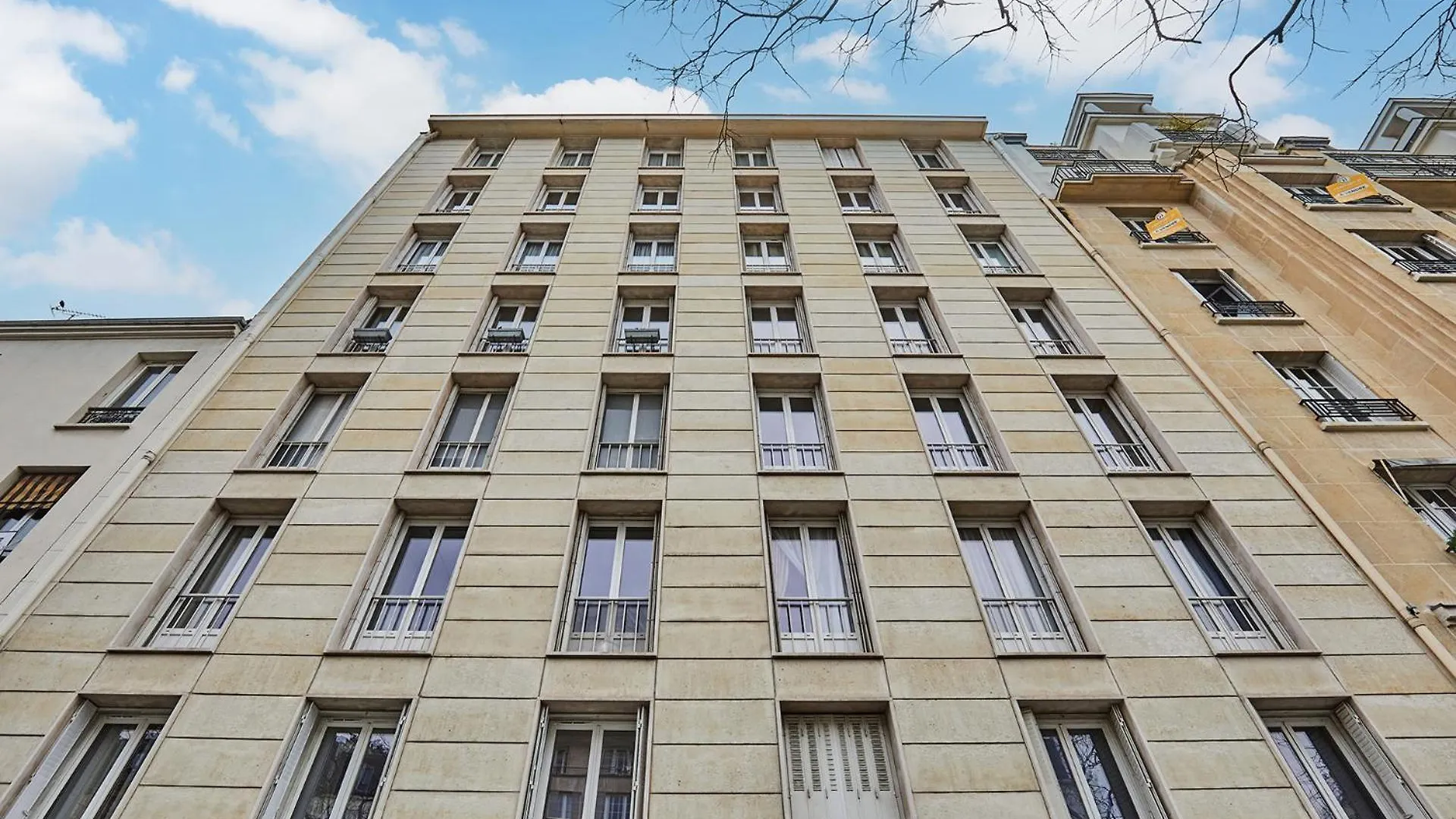 Spacious & Modern 2Br 2Ba L Paris 16 Near Roland Garros 0*,  France
