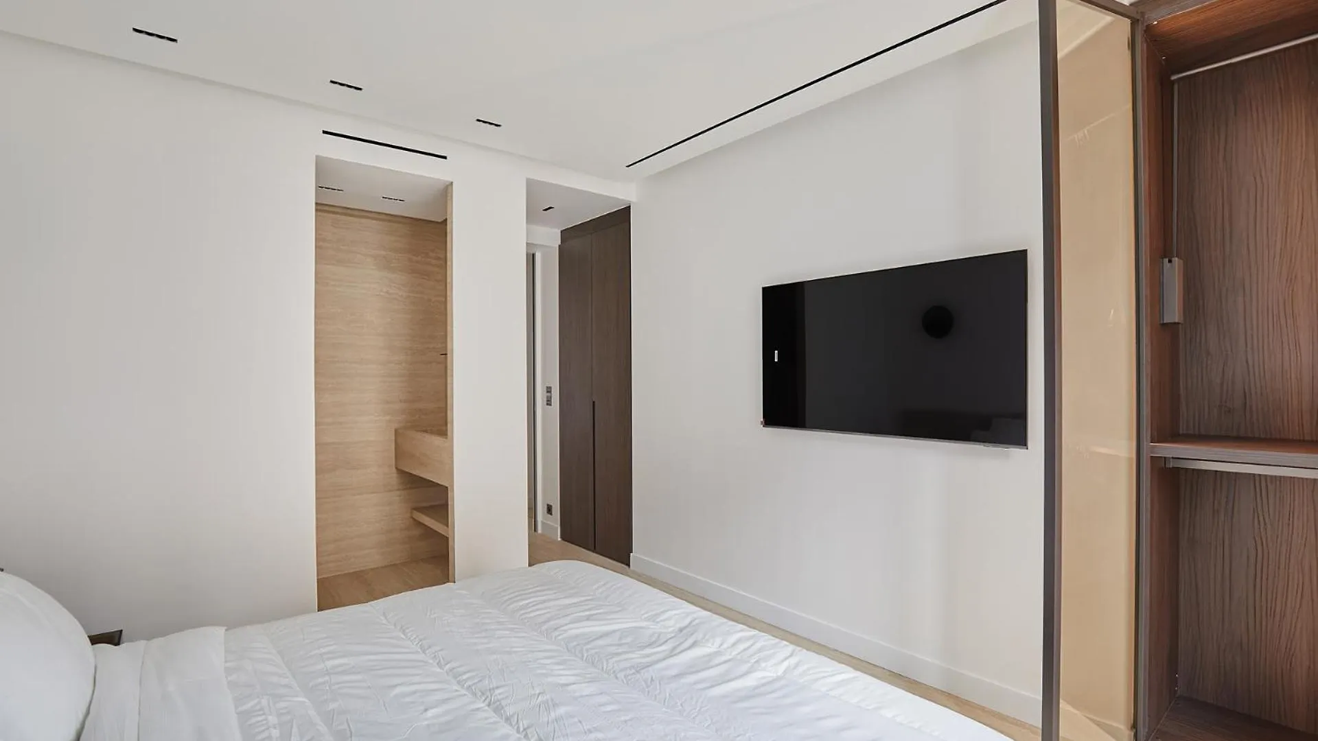 Spacious & Modern 2Br 2Ba L Paris 16 Near Roland Garros